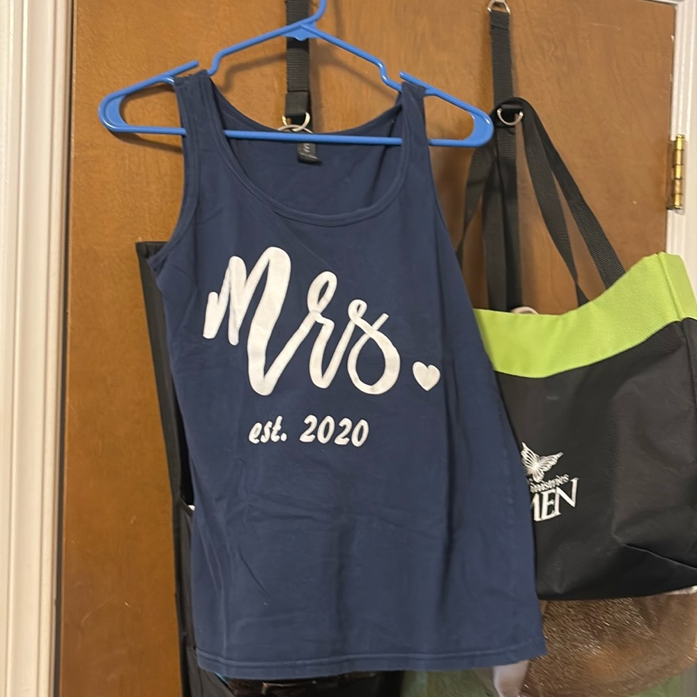 Women’s shirt